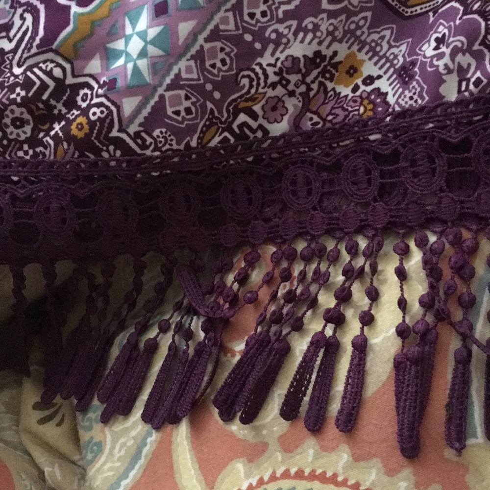 Patterned Blouse - Picture 4 of 4